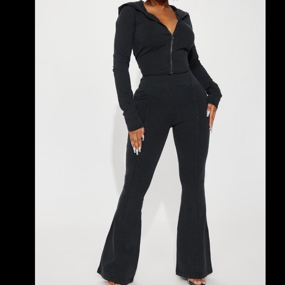 Fashion nova hoodie and pants set - Picture 5 of 6